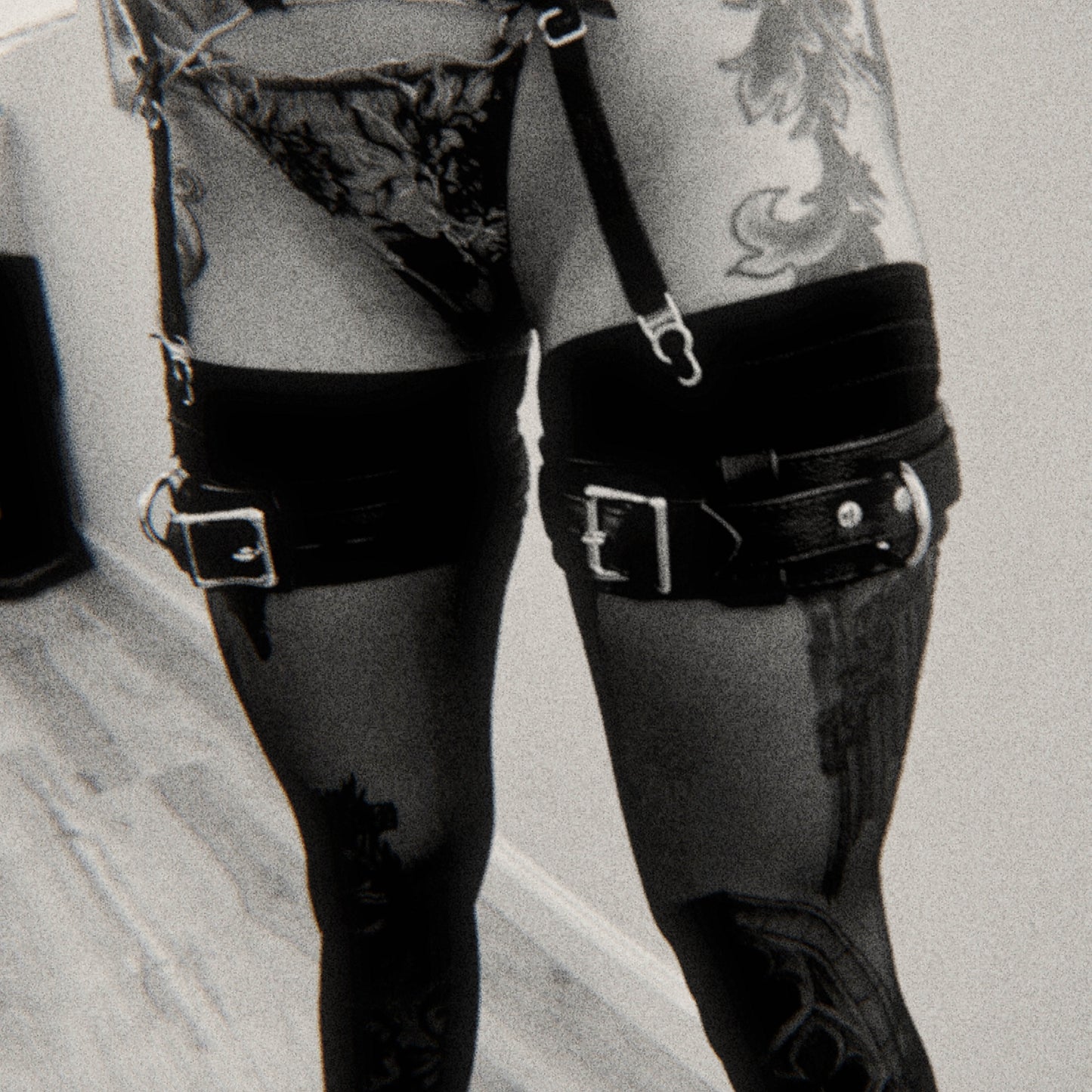 Premium Garment Leather Locking Thigh Restraints