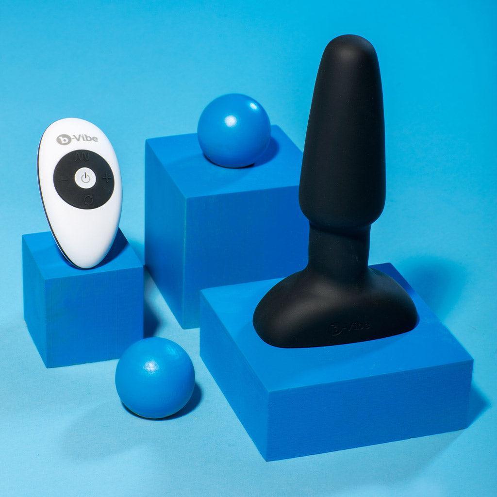 b-Vibe Rimming Butt Plug 2, Black - STOCKROOM