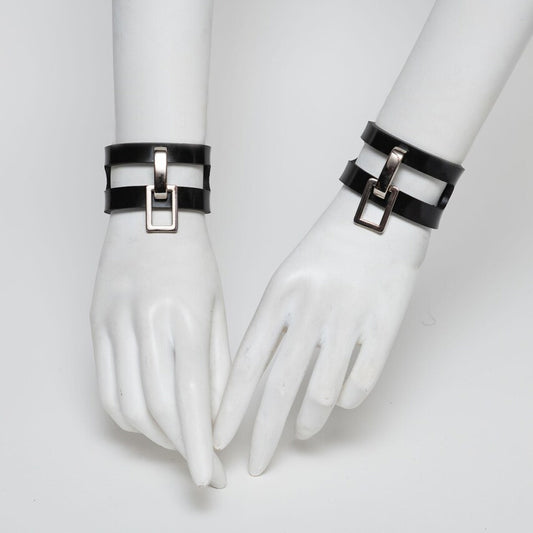 Everly Suspended Day Cuff Set-The stockroom