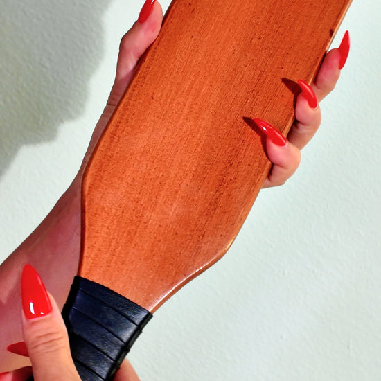leather wrapped wooden paddle product video